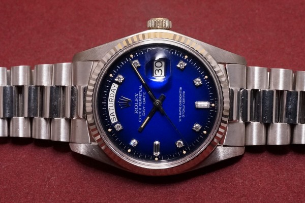 ロレックス デイデイト Ref-1803/9 Blue Gradation 10 Point Diamond Dial（RO-261／1973年)の詳細写真4枚目