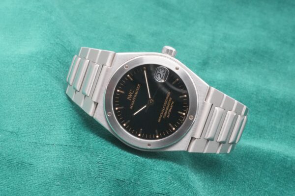 IWC Ref.3521 インヂュニア（01／1990年代)の詳細写真1枚目