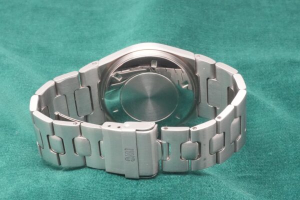 IWC ref.1832 インヂュニア SL JUMBO（02／1976～77年)の詳細写真3枚目