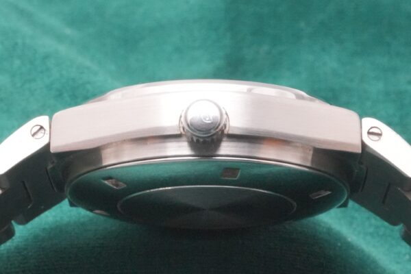 IWC ref.1832 インヂュニア SL JUMBO（02／1976～77年)の詳細写真4枚目