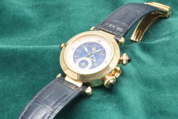 カルティエ PASHA ALARM MOON AND DATE QUARZ REF.30011（02／1987年)の詳細写真3枚目