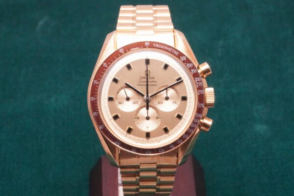 オメガ SPEEDMASTER 145022 18KYG LIMITED EDITION（02／1969年)の詳細写真2枚目