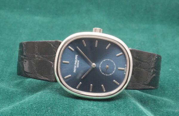 パテック・フィリップ GOLDEN ELLIPSE WG BLUE DIAL 3978（14／1990s)の詳細写真1枚目