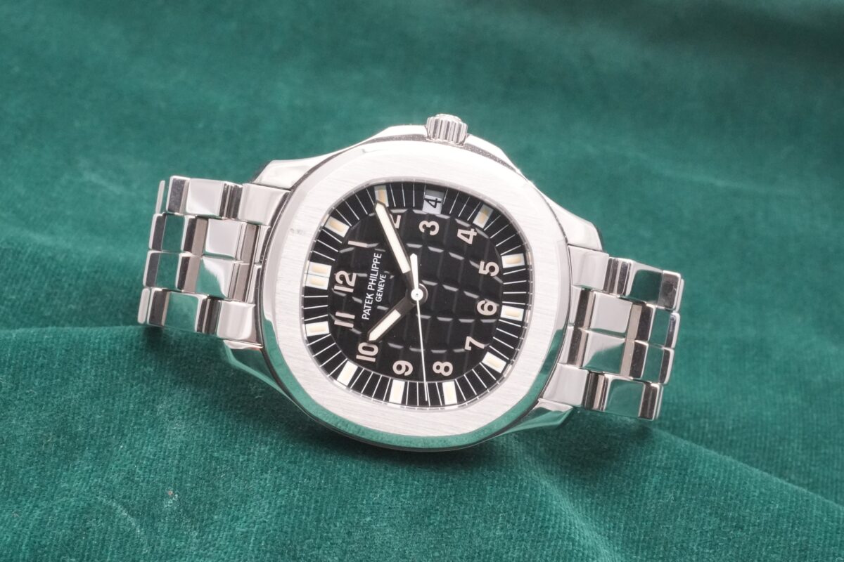 パテック・フィリップ AQUANAUT 5065/1A-010(15/2004年)