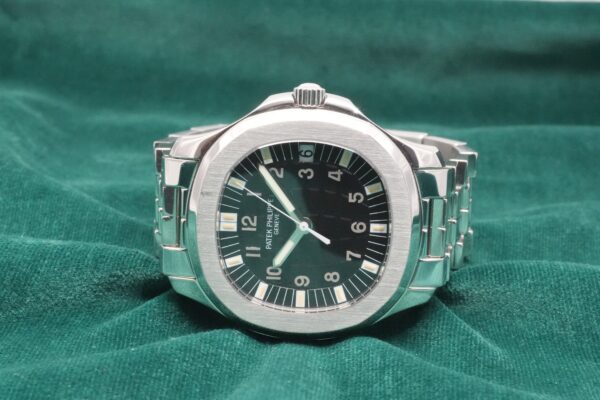 パテック・フィリップ AQUANAUT 5065/1A-010（15／2004年)の詳細写真3枚目