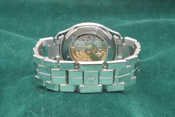 パテック・フィリップ AQUANAUT 5065/1A-010（15／2004年)の詳細写真5枚目