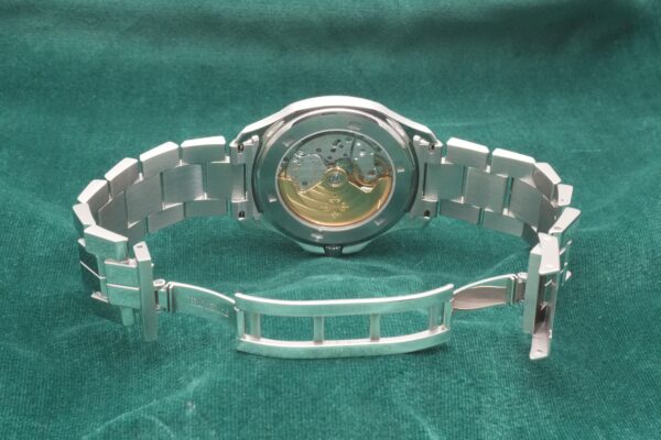 パテック・フィリップ AQUANAUT 5065/1A-010（15／2004年)の詳細写真7枚目