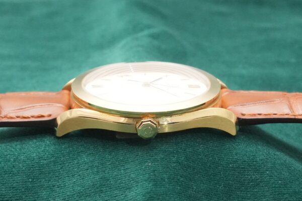 オメガ SPEEDCLASSIC HERITAGE 18KYG 3601.20.02（03／2012年)の詳細写真5枚目