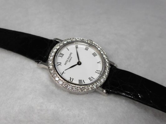 レディース パテック・フィリップ カラトラバ WG WHITE ROMAN DIAL 4820（ML-21／1990ｓ)の詳細写真1枚目