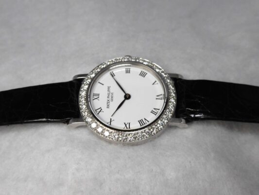 レディース パテック・フィリップ カラトラバ WG WHITE ROMAN DIAL 4820（ML-21／1990ｓ)の詳細写真3枚目