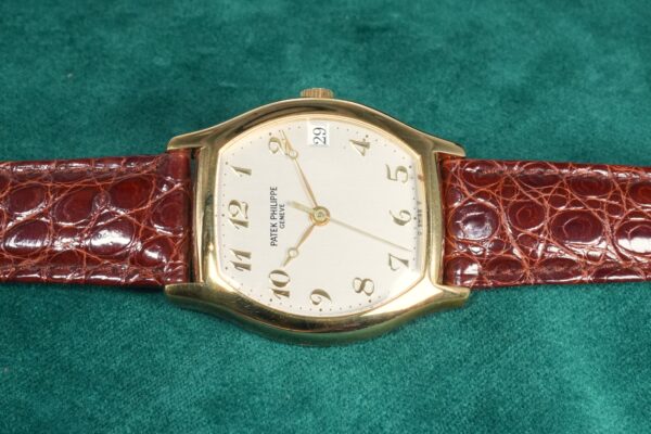 パテック・フィリップ GONDOLO Ref.5030 18KYG（24／1996年)の詳細写真3枚目
