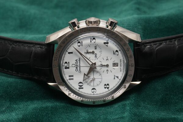 オメガ SPEEDMASTER BROAD ARROW LIMITED REF. 3657.20.31（06／2003年)の詳細写真2枚目