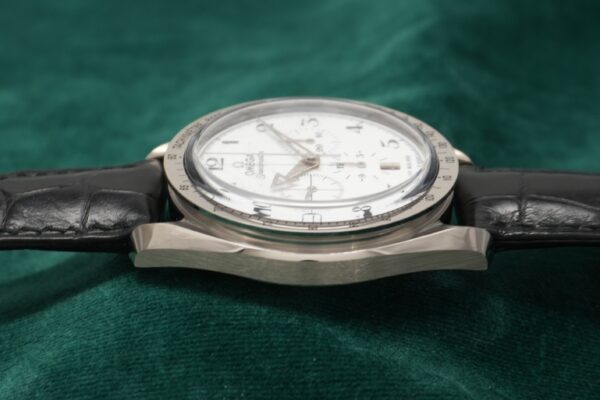 オメガ SPEEDMASTER BROAD ARROW LIMITED REF. 3657.20.31（06／2003年)の詳細写真5枚目