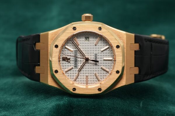 AUDEMARS PIGUET 15300OR.OO.D088CR.02（05／2005年)の詳細写真3枚目