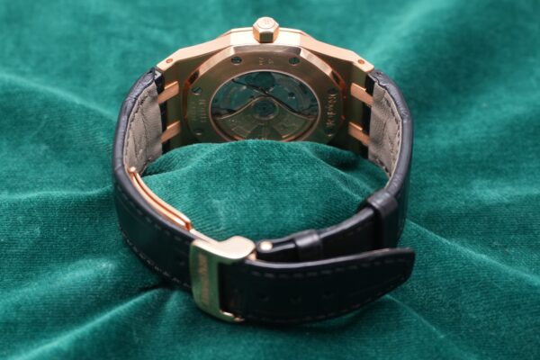 AUDEMARS PIGUET 15300OR.OO.D088CR.02（05／2005年)の詳細写真6枚目