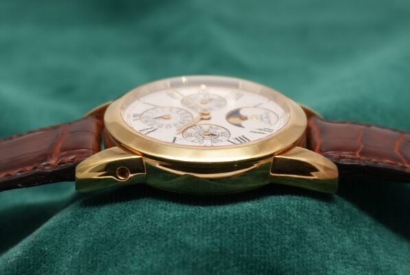 オメガ LOUIS BRANDT PERPETUAL CALENDAR 175.0300（08／2002年)の詳細写真5枚目