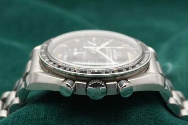 オメガ SPEEDMASTER PROFESSIONAL APOLLO 11 20TH ANNIVERSARY LIMITED EDITION REF. ST145.022（09／1990年)の詳細写真4枚目