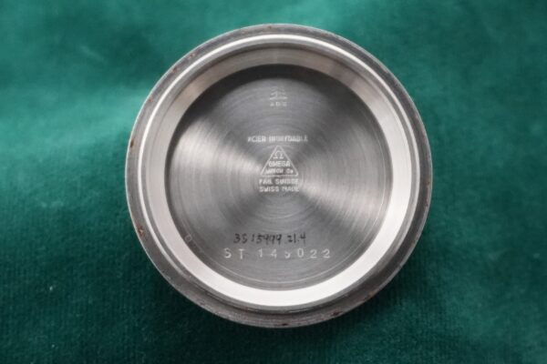 オメガ SPEEDMASTER PROFESSIONAL APOLLO 11 20TH ANNIVERSARY LIMITED EDITION REF. ST145.022（09／1990年)の詳細写真8枚目