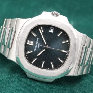 パテック・フィリップ NAUTILUS 5711/1A-010