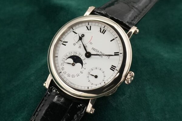 パテック・フィリップ PETIT COMPLICATION 5054G-001 MINT CONDITION（42／2000s)の詳細写真3枚目