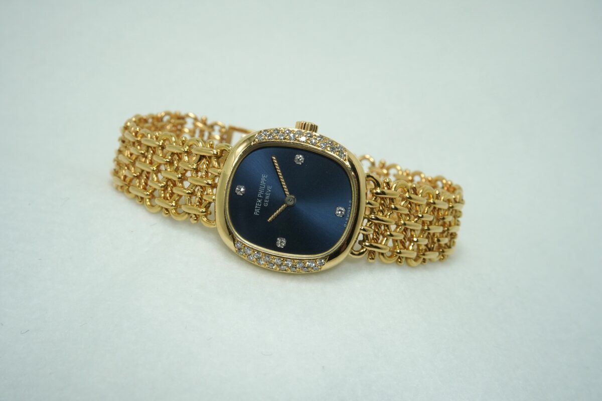 レディース パテック・フィリップ GOLDEN ELLIPSE BLUE DIAL 4514/1(ML-29/1983年)