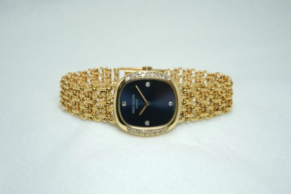 レディース パテック・フィリップ GOLDEN ELLIPSE BLUE DIAL 4514/1（ML-29／1983年)の詳細写真3枚目