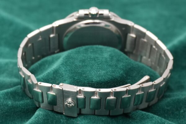 パテック・フィリップ NAUTILUS 3800/1‐001 PLATINUM（48／1995年)の詳細写真4枚目
