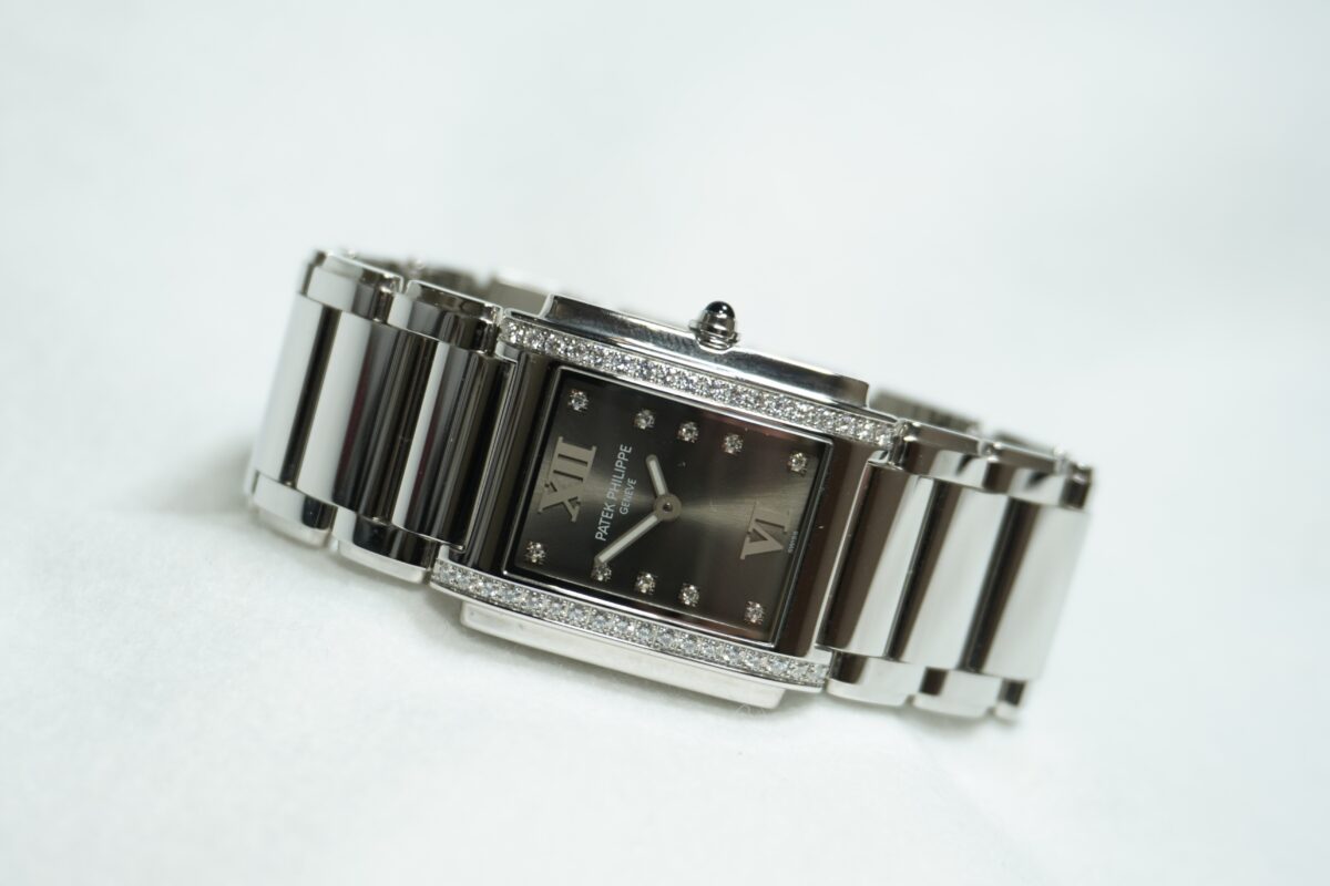 レディース パテック・フィリップ Twenty4 Gray Dial 4910 （ML-34-44／2011年)