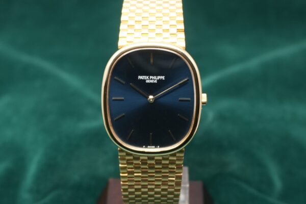 パテック・フィリップ GOLDEN ELLIPSE BLUE DIAL JUMBO 3838/1（51／1981年)の詳細写真2枚目