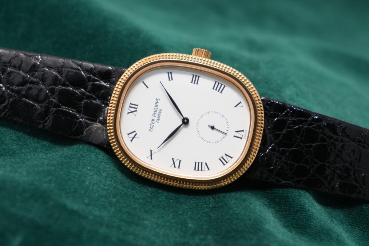 パテック・フィリップ GOLDEN ELLIPSE 3989J（53／1992年)