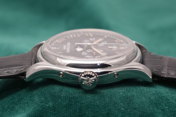 パテック・フィリップ ANNUAL CALENDAR PLATINUM REF.5056（55／2001年)の詳細写真5枚目