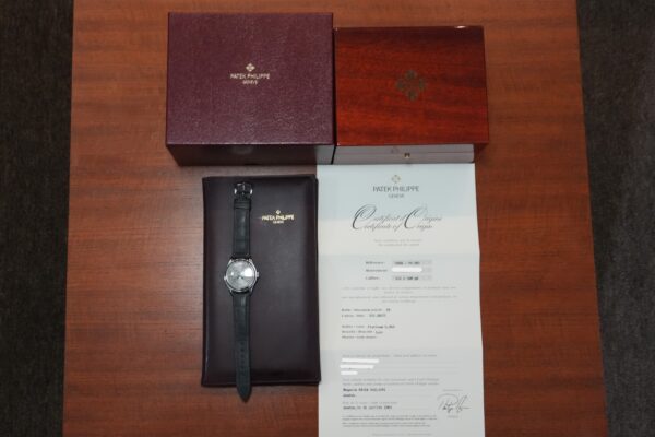 パテック・フィリップ ANNUAL CALENDAR PLATINUM REF.5056（55／2001年)の詳細写真10枚目