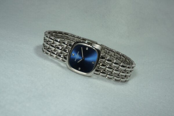 レディース パテック・フィリップ  BLUE DIAL 18KWG 4459（ML-30／1990ｓ)の詳細写真1枚目