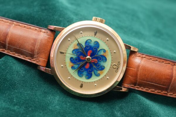 オメガ 30MM 1894 CLOISONNE ENAMEL DIAL 100TH ANNIVERSARY LIMITED EDITION REF. 5970.18.02（10／1994年)の詳細写真1枚目