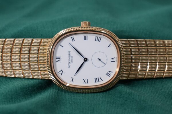 パテック・フィリップ GOLDEN ELLIPSE REF.3989/10（61／1988年)の詳細写真3枚目