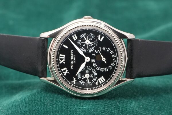 パテック・フィリップ GRAND COMPLICATIONS PERPETUAL CALENDAR 5038（64／1997年)の詳細写真3枚目