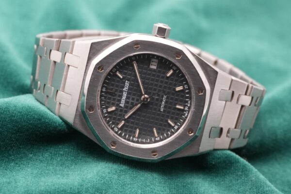 AUDEMARS PIGUET ROYAL OAK 14790ST BLACK DIAL（09／1999年)の詳細写真1枚目