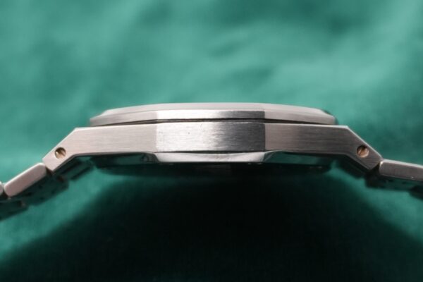 AUDEMARS PIGUET ROYAL OAK 14790ST BLACK DIAL（09／1999年)の詳細写真5枚目