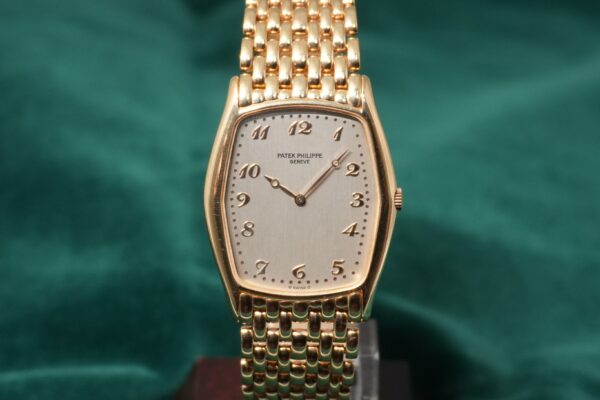 パテック・フィリップ GONDOLO 18KRG 3842/002（65-158／1996年)の詳細写真2枚目