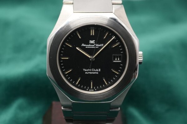 IWC YACHT CLUB II JUMBO AUTOMATIC（03／1970s)の詳細写真3枚目