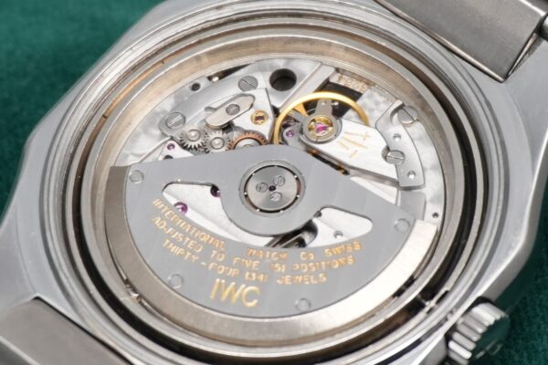 IWC YACHT CLUB II JUMBO AUTOMATIC（03／1970s)の詳細写真11枚目