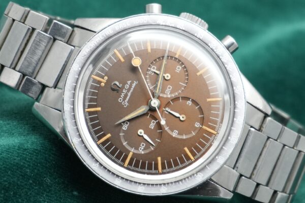 オメガ SPEEDMASTER 2ND TROPICAL DIAL 2998-2（11／1959年)の詳細写真2枚目