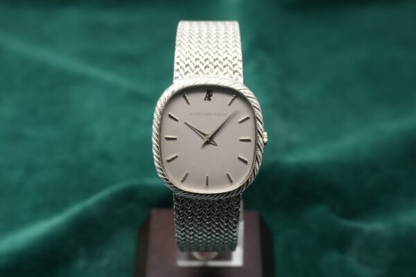 AUDEMARS PIGUET COBRA GHOST DIAL 18KWG（10／1970s)の詳細写真3枚目