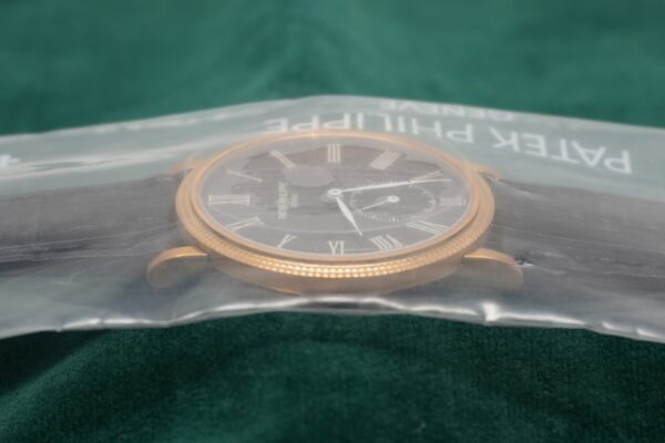 パテック・フィリップ カラトラバ 3919J SLATE GREY DIAL MINT CONDITION（66-129／2006年)の詳細写真5枚目