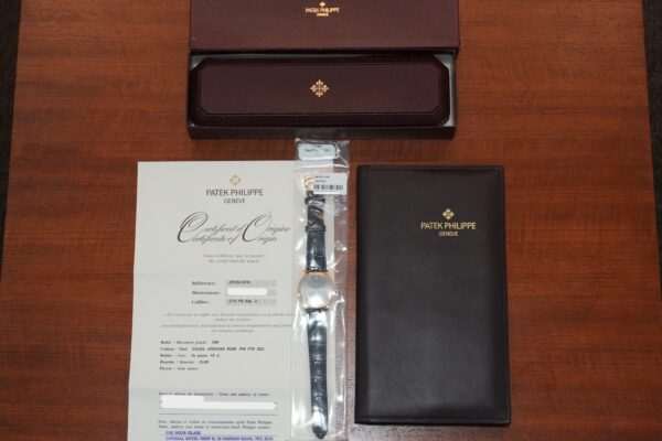 パテック・フィリップ カラトラバ 3919J SLATE GREY DIAL MINT CONDITION（66-129／2006年)の詳細写真8枚目