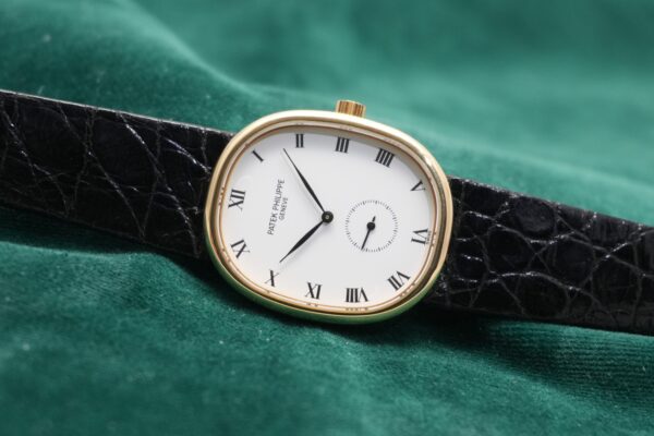 パテック・フィリップ GOLDEN ELLIPSE REF. 3978J（70-9／1993年)の詳細写真1枚目