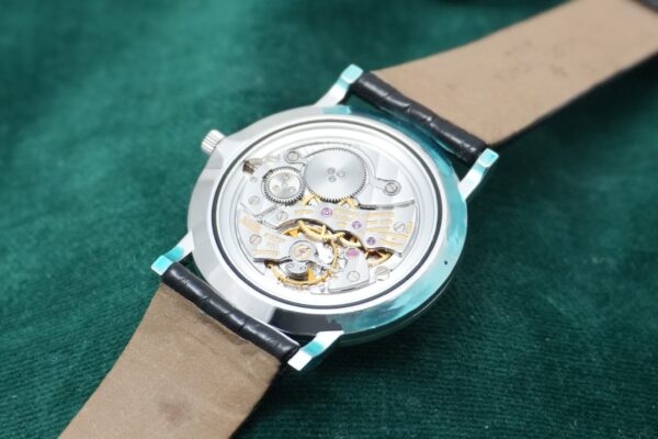 VACHERON CONSTANTIN ESSENTIALS REF. 33593/000G（11／2000s)の詳細写真7枚目