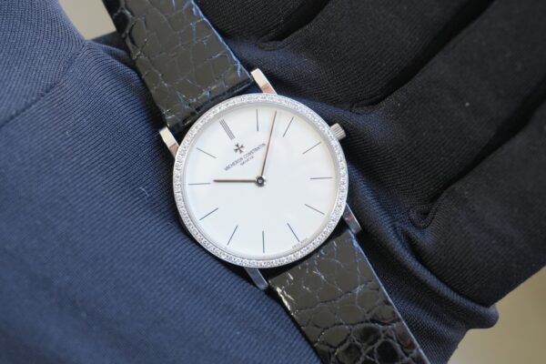 VACHERON CONSTANTIN ESSENTIALS REF. 33593/000G（11／2000s)の詳細写真12枚目