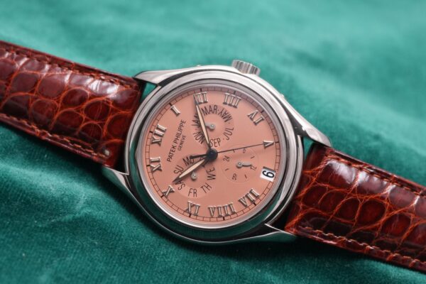 パテック・フィリップ COMPLICATED WATCHES ANNUAL CALENDAR 18KWG REF.5035（71-235／1997年)の詳細写真1枚目