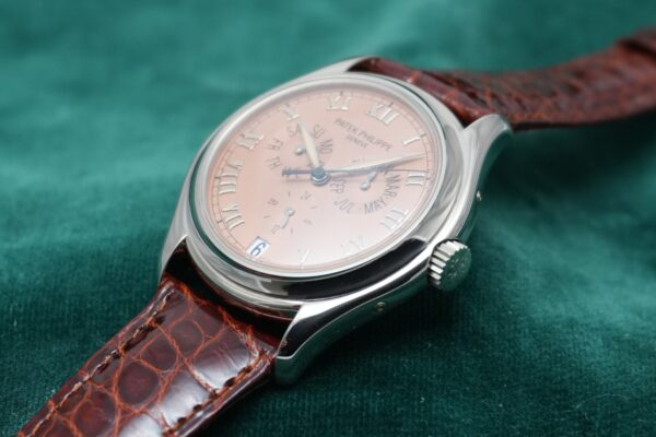 パテック・フィリップ COMPLICATED WATCHES ANNUAL CALENDAR 18KWG REF.5035（71-235／1997年)の詳細写真3枚目